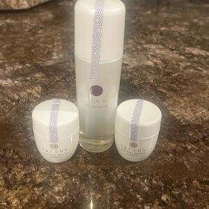 Tatcha Skincare Set - The Essence & Rice Polish